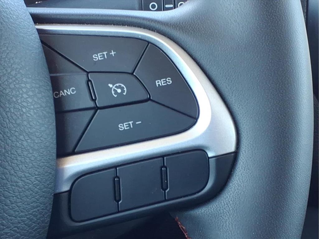 Used Car 2023 Jeep Renegade  Trailhawk For Sale Under $25,000 In Bastrop, Texas