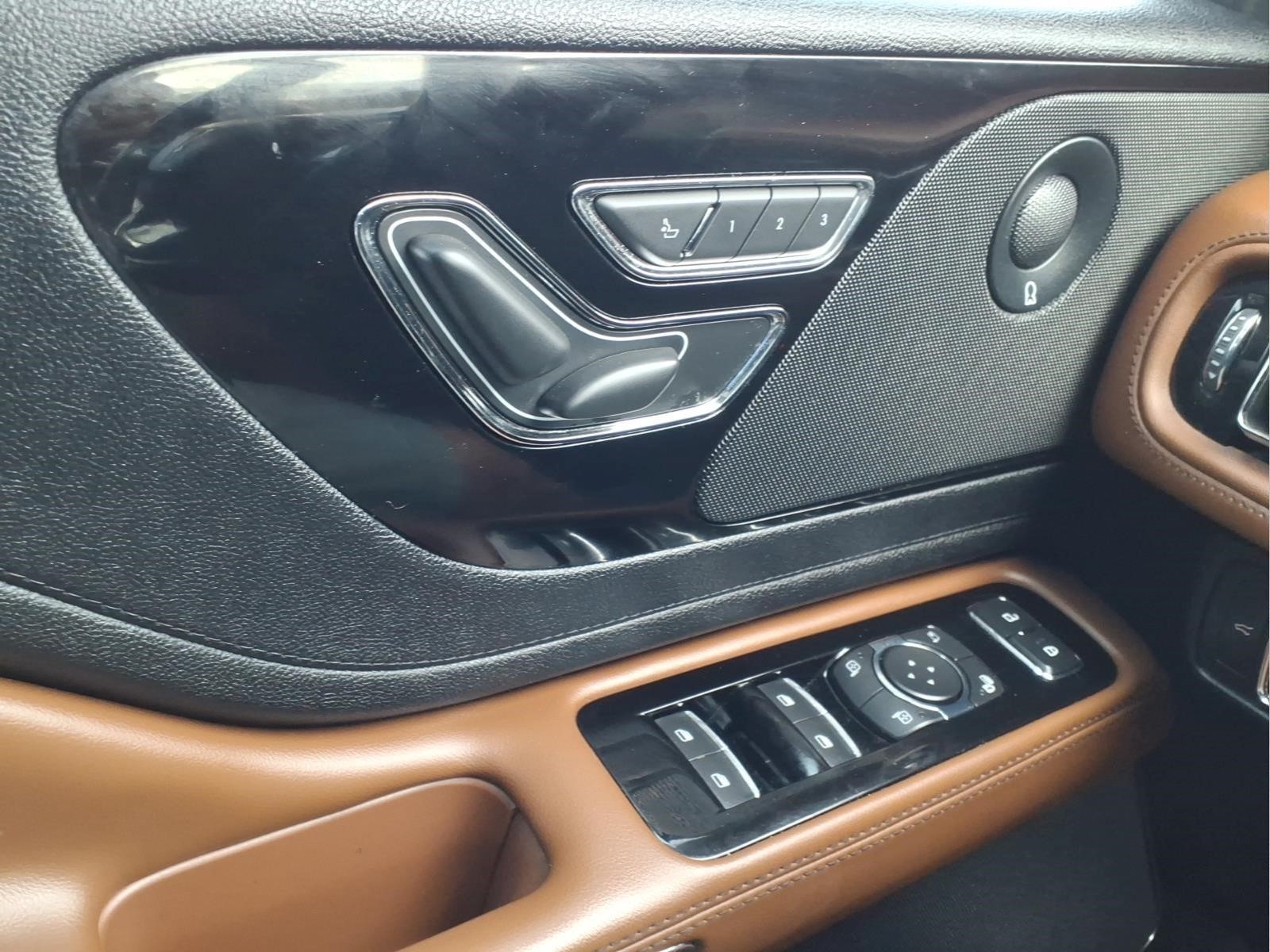 Used Car 2023 Lincoln Aviator  Reserve For Sale Under $50,000 In Bastrop, Texas