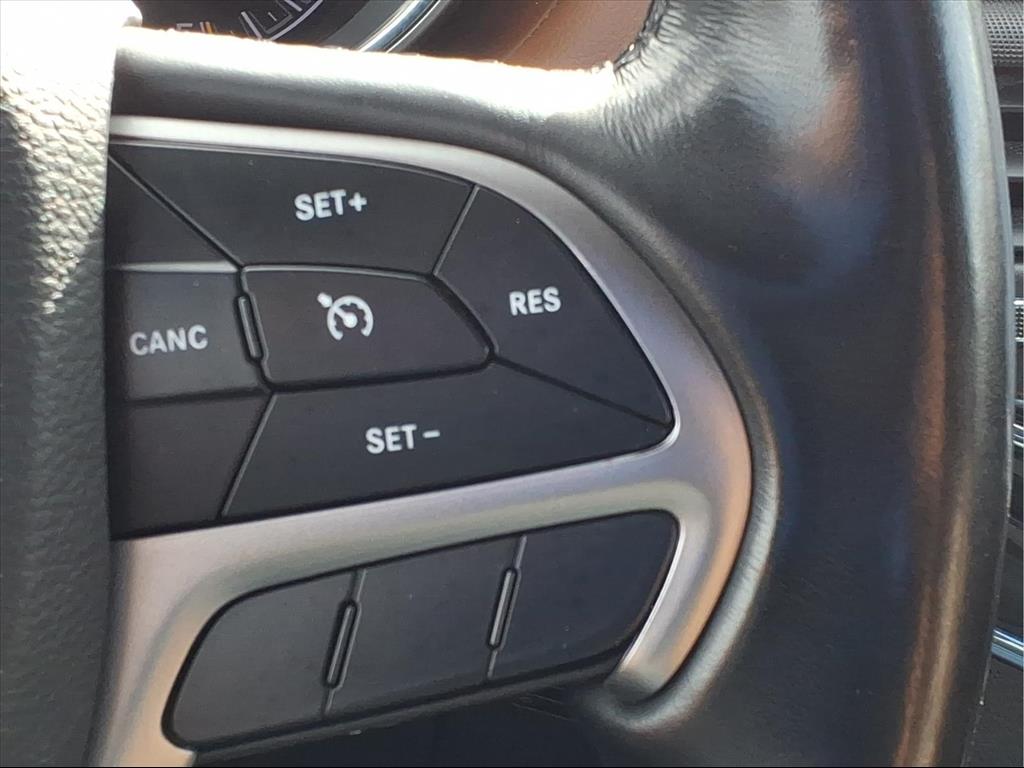 Used Car 2021 Jeep Grand Cherokee  Overland For Sale Under $25,000 In Bastrop, Texas