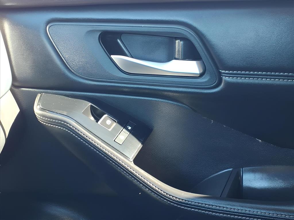 Used Car 2023 Nissan Rogue  Sl For Sale Under $25,000 In Bastrop, Texas