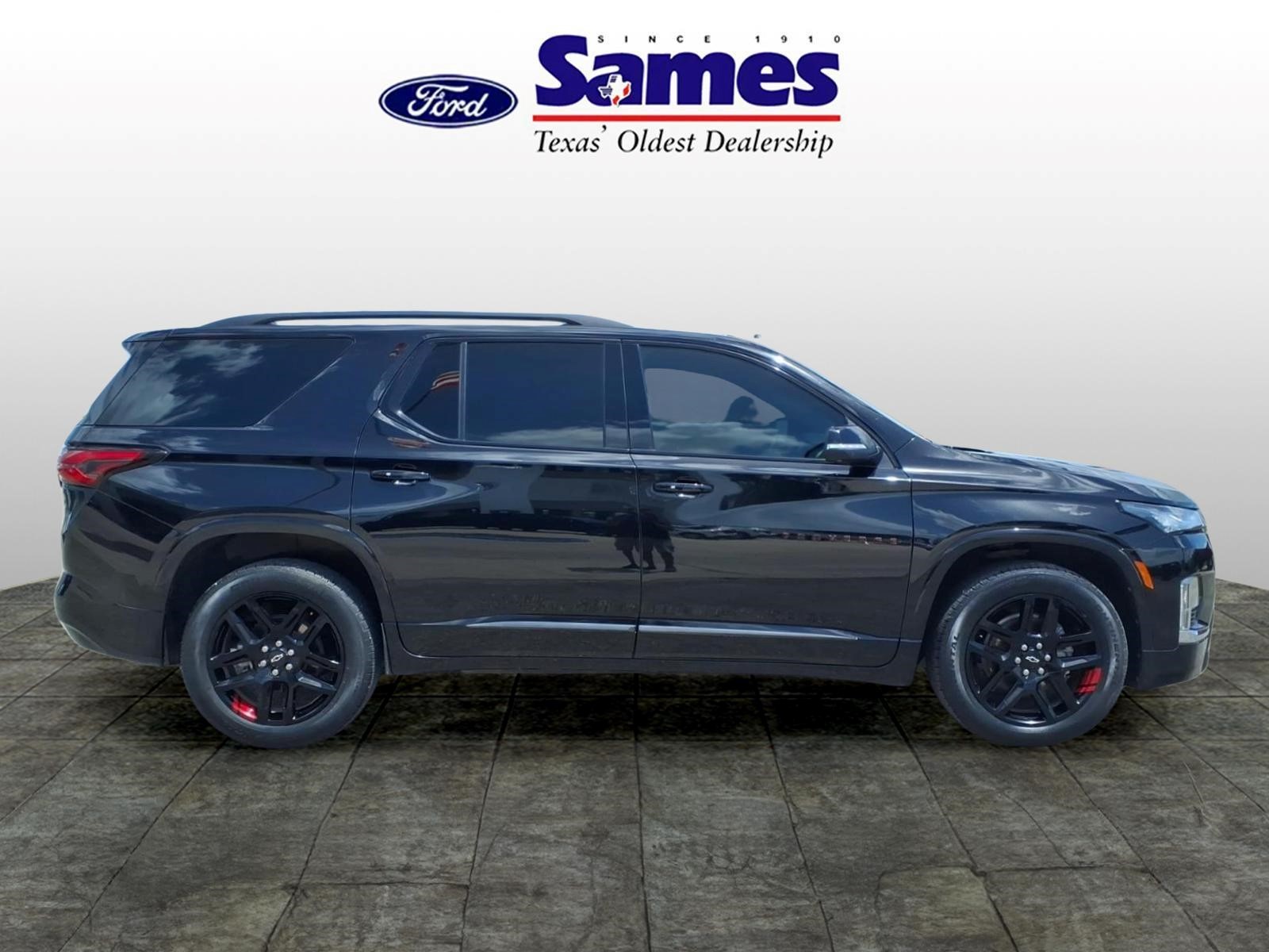 Used Car 2023 Chevrolet Traverse  Premier For Sale Under $30,000 In Bastrop, Texas