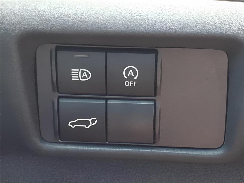 Used Car 2024 Toyota Highlander  Xle For Sale Under $40,000 In Bastrop, Texas