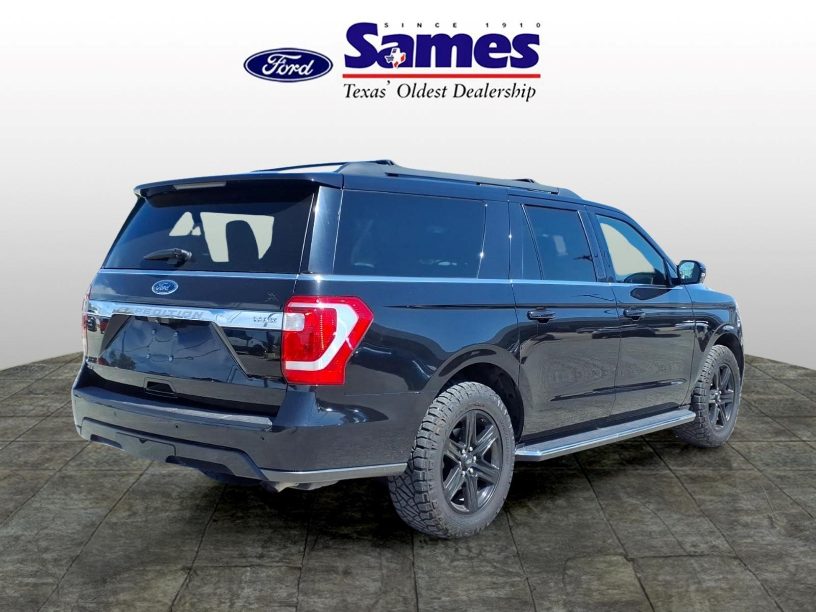 Used Car 2021 Ford Expedition Max  Xlt For Sale Under $35,000 In Bastrop, Texas
