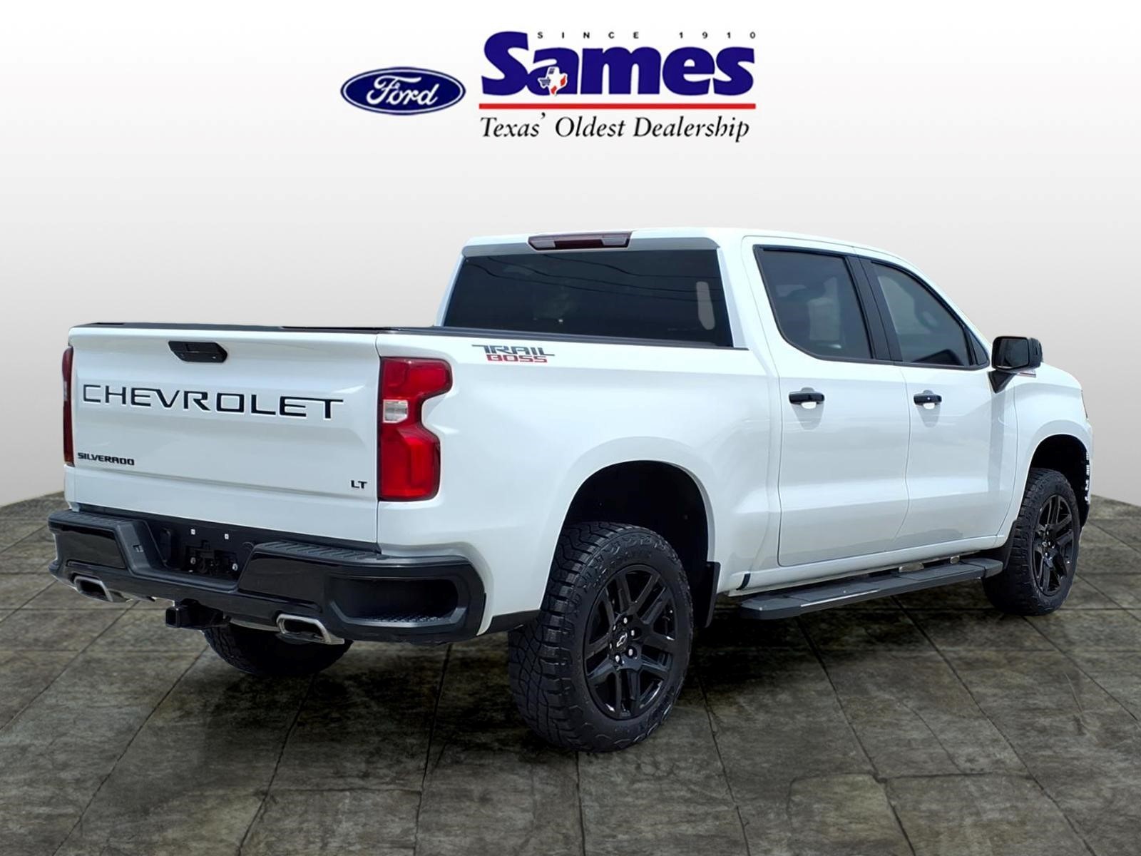 Used Car 2021 Chevrolet Silverado 1500  Lt Trail Boss For Sale Under $50,000 In Bastrop, Texas