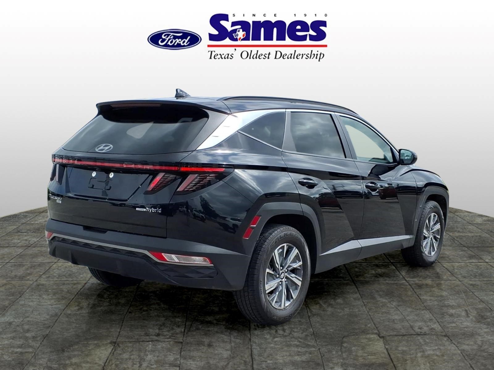 Used Car 2023 Hyundai Tucson Hybrid  Blue For Sale Under $25,000 In Bastrop, Texas
