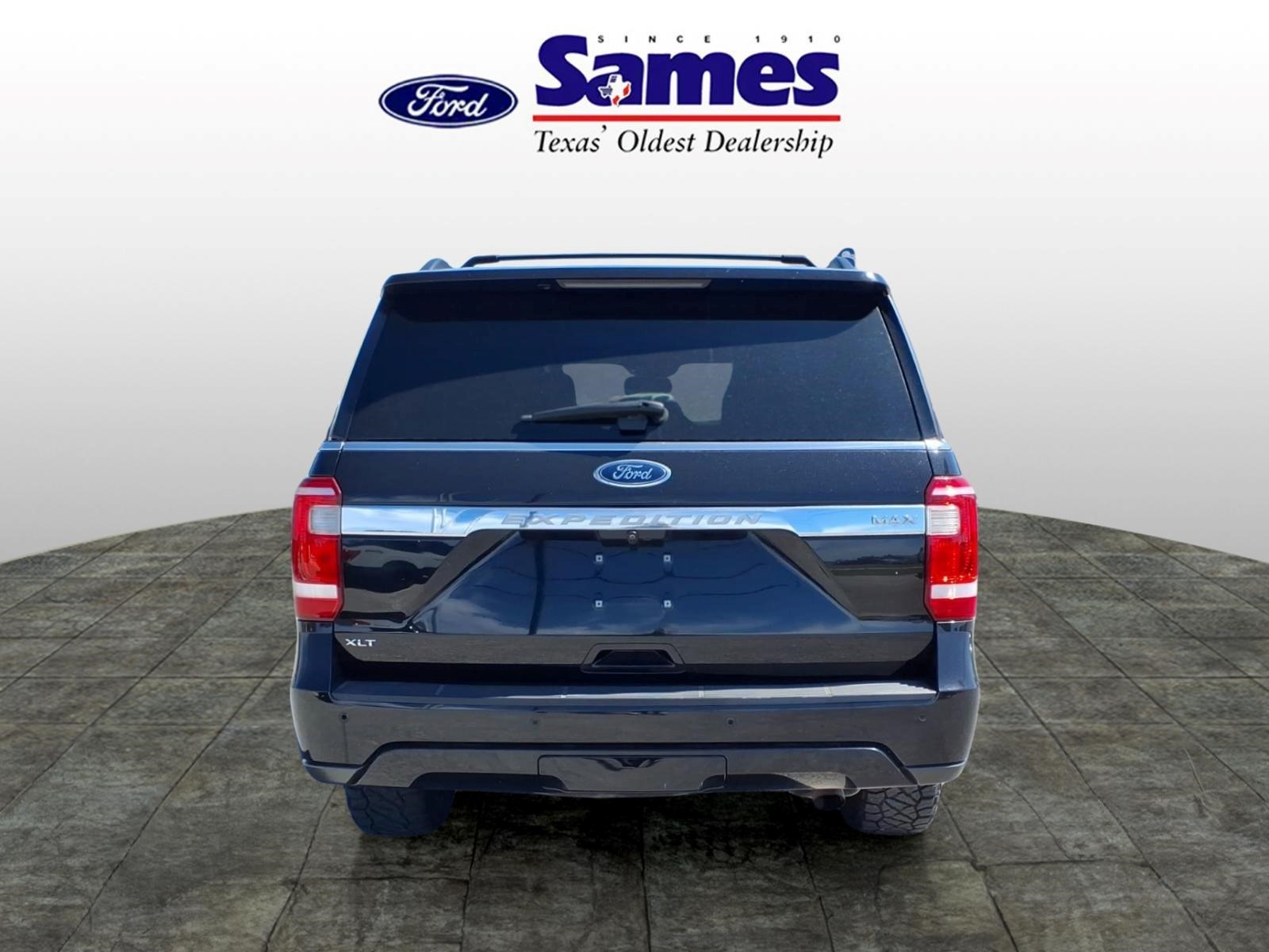 Used Car 2021 Ford Expedition Max  Xlt For Sale Under $35,000 In Bastrop, Texas