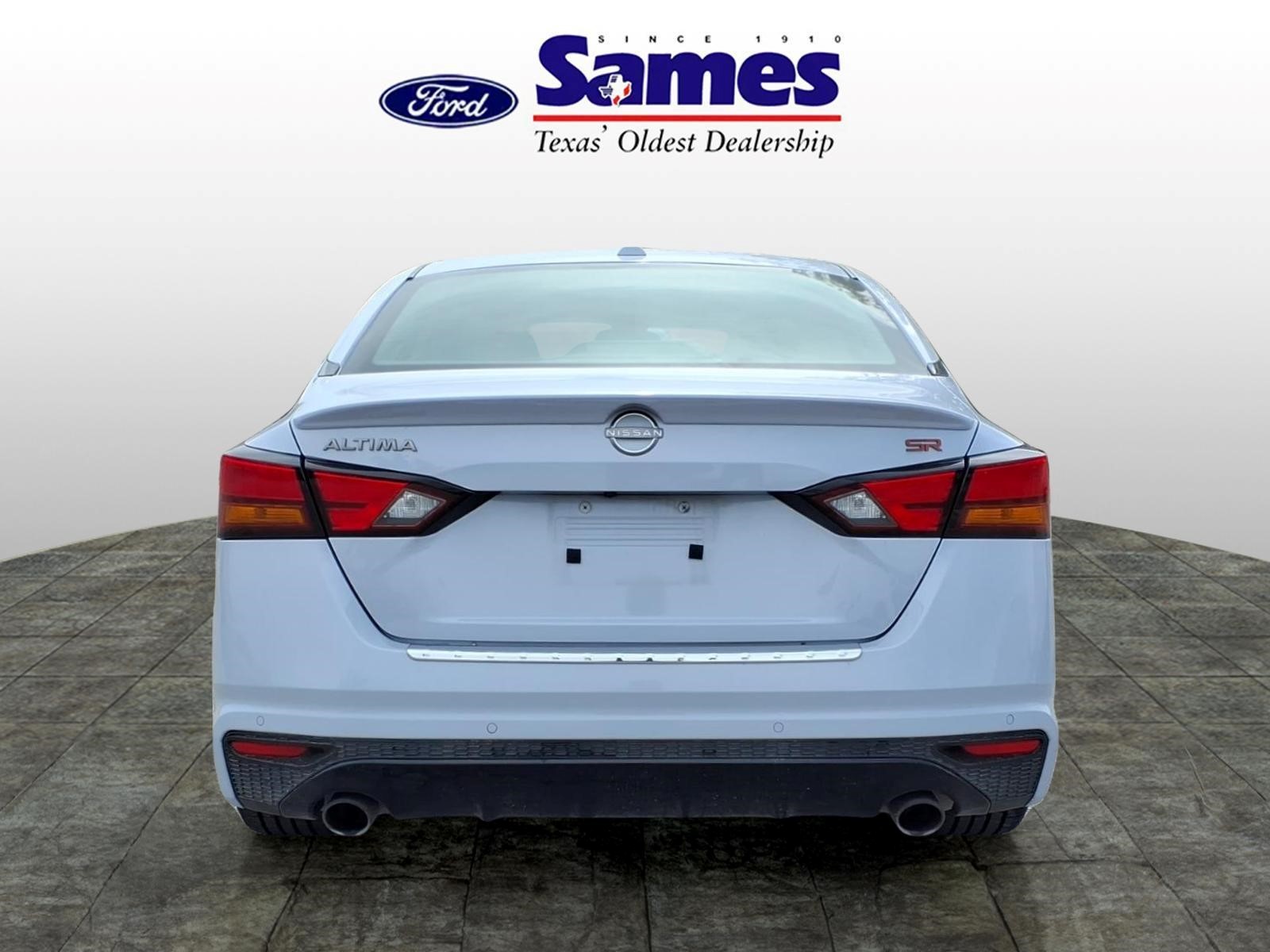 Used Car 2023 Nissan Altima  2.5 Sr For Sale Under $20,000 In Bastrop, Texas