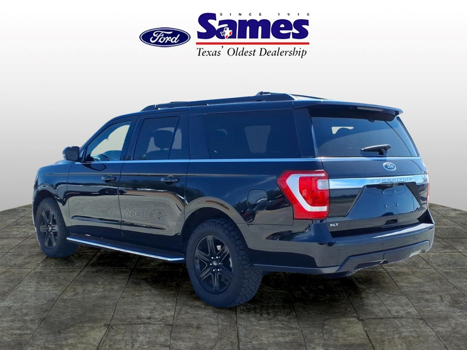 Used Car 2021 Ford Expedition Max  Xlt For Sale Under $35,000 In Bastrop, Texas