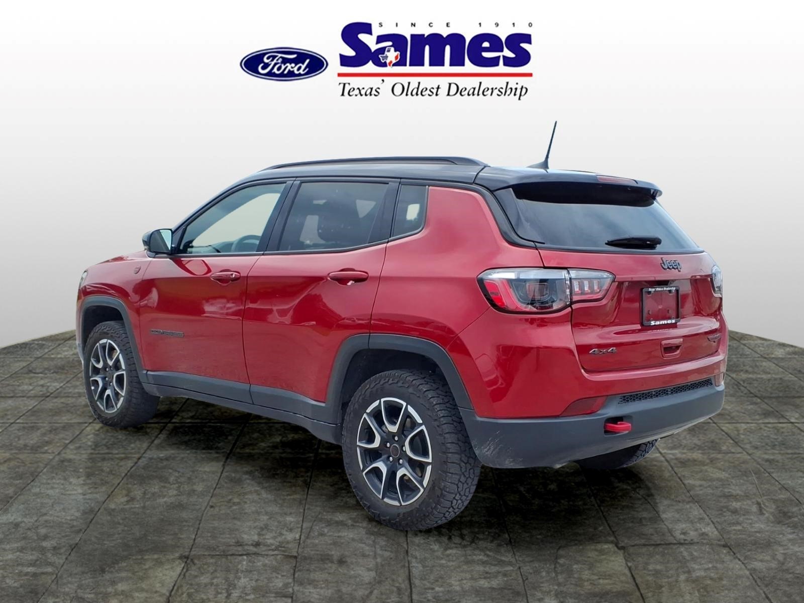 Used Car 2025 Jeep Compass  Trailhawk For Sale Under $30,000 In Bastrop, Texas
