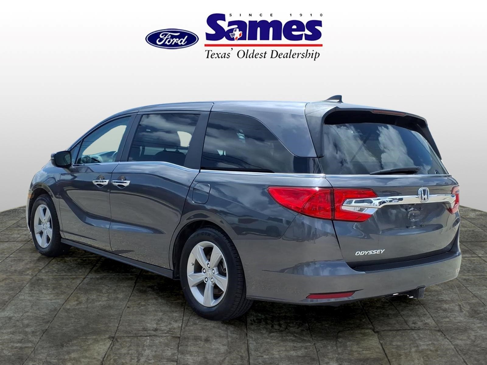Used Car 2020 Honda Odyssey  Ex-l For Sale Under $25,000 In Bastrop, Texas