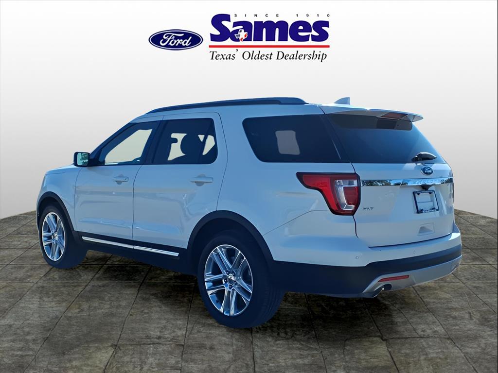 Used Car 2017 Ford Explorer  Xlt For Sale Under $12,000 In Bastrop, Texas
