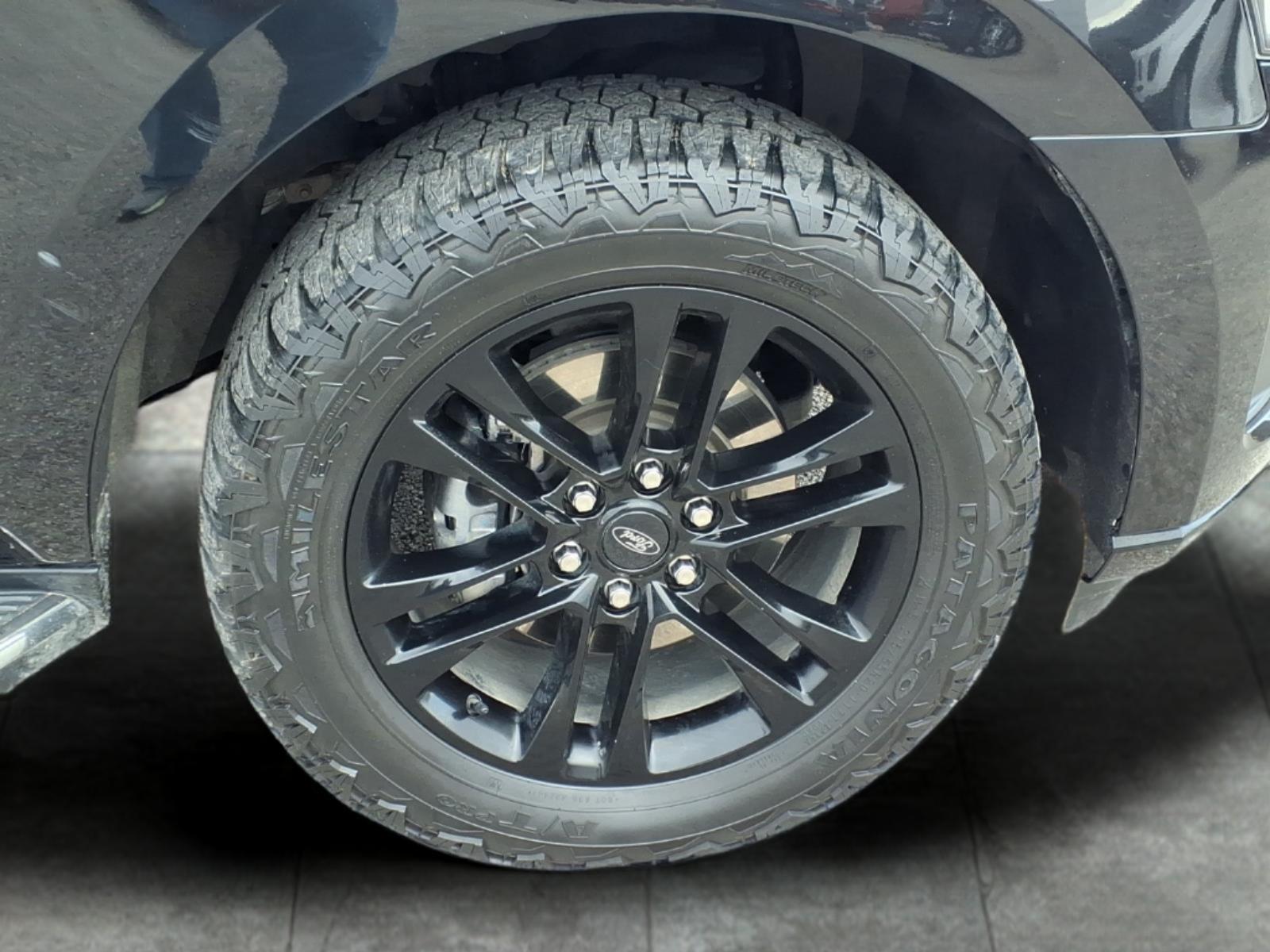 Used Car 2022 Ford Expedition Max  Xlt For Sale Under $40,000 In Bastrop, Texas