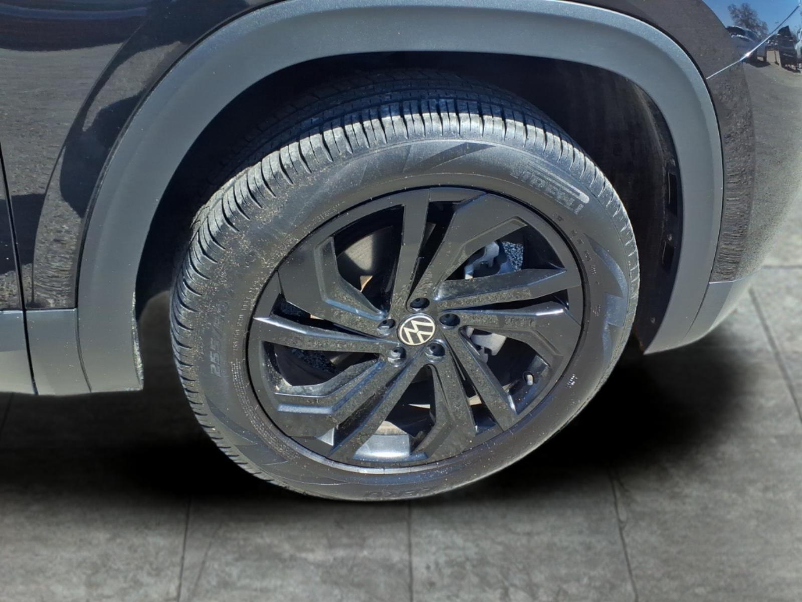 Used Car 2023 Volkswagen Atlas  3.6l V6 Se W/technology For Sale Under $30,000 In Bastrop, Texas