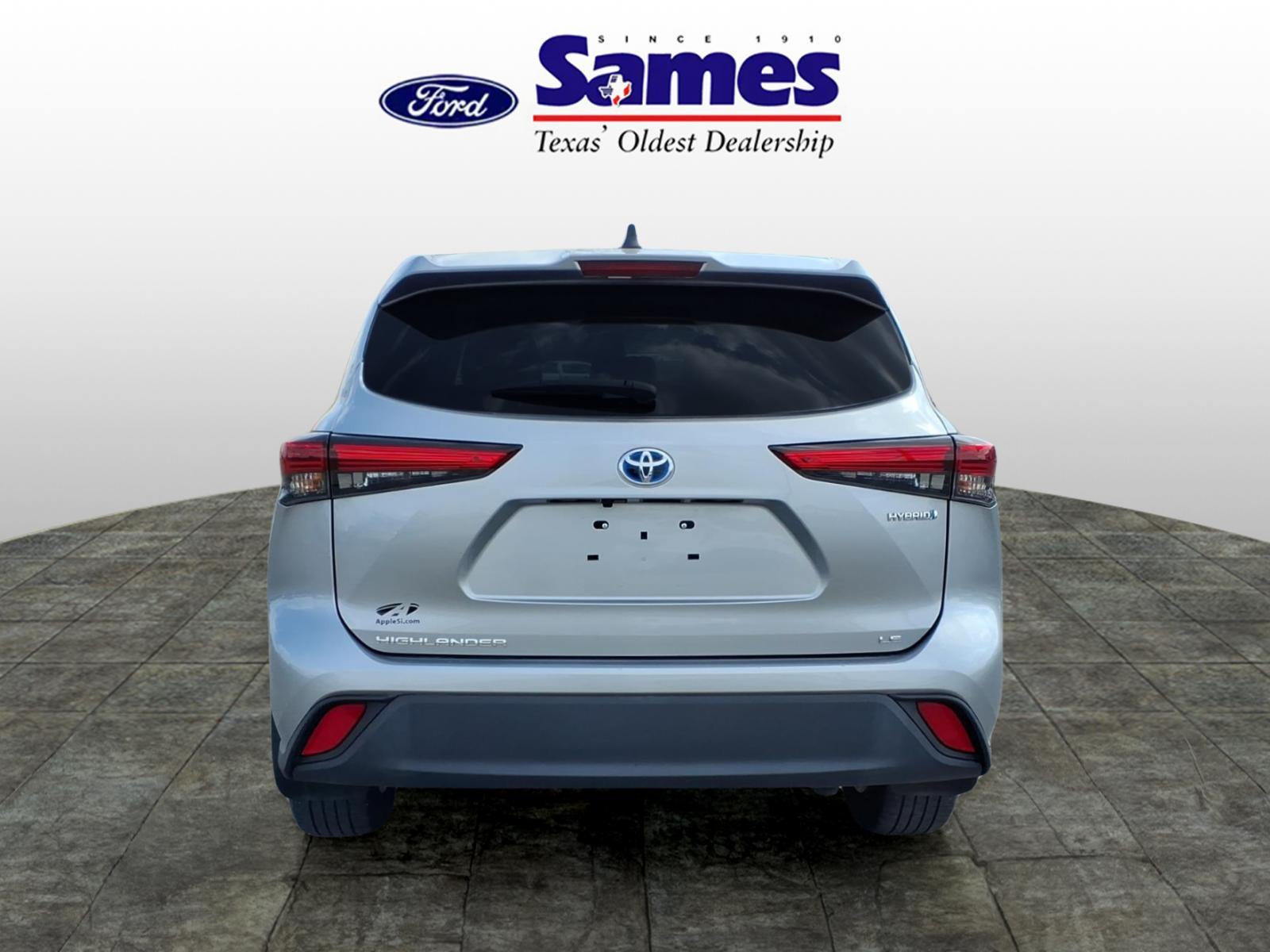 Used Car 2023 Toyota Highlander Hybrid  Le For Sale Under $35,000 In Bastrop, Texas