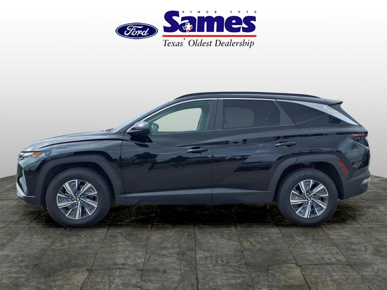 Used Car 2023 Hyundai Tucson Hybrid  Blue For Sale Under $25,000 In Bastrop, Texas