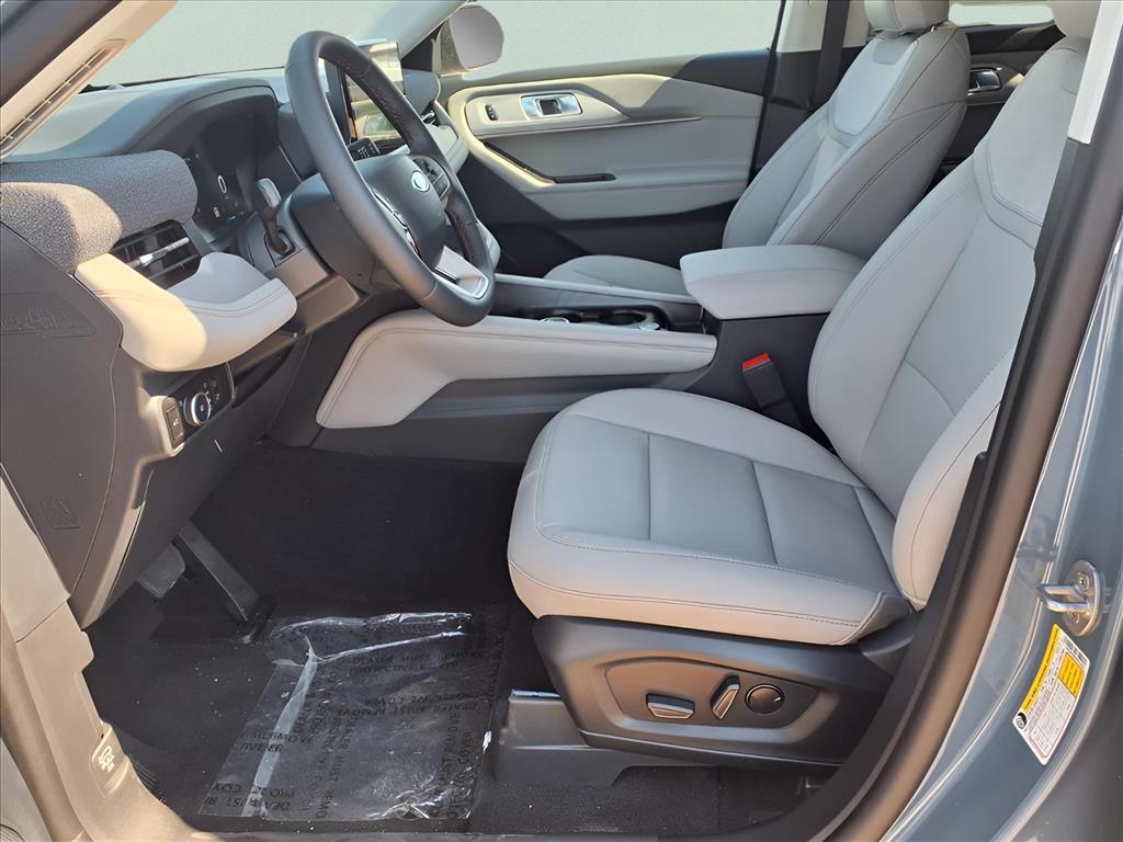 New Car 2025 Ford Explorer  Active For Sale Under $50,000 In Bastrop, Texas