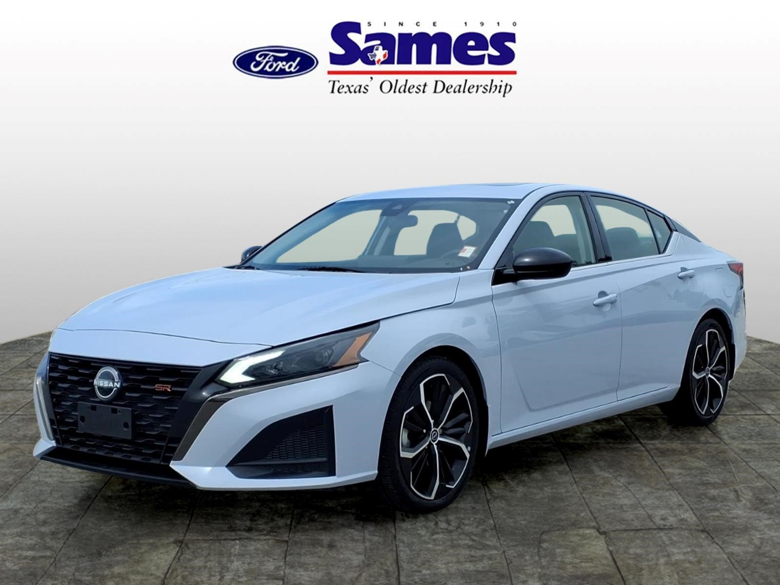 Used Car 2023 Nissan Altima  2.5 Sr For Sale Under $20,000 In Bastrop, Texas