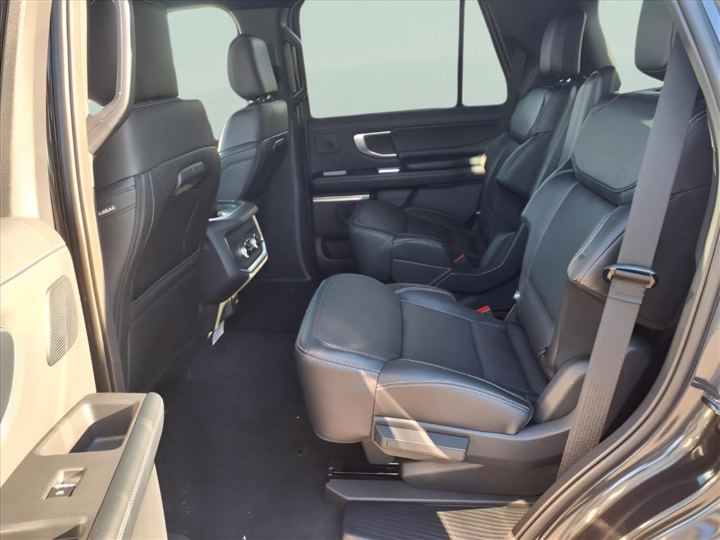 New Car 2025 Ford Expedition  Platinum For Sale Under $90,000 In Bastrop, Texas