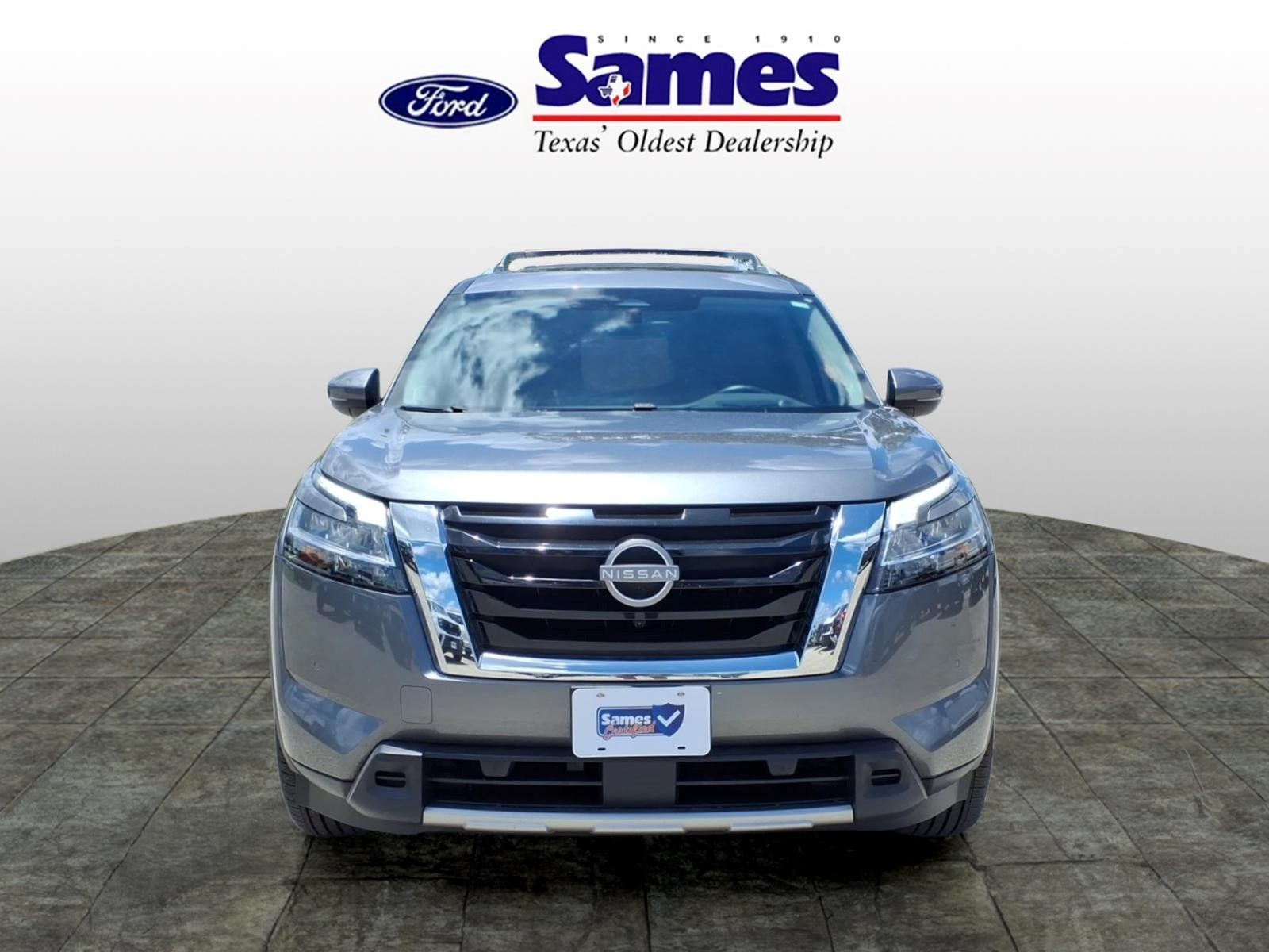 Used Car 2024 Nissan Pathfinder  Platinum For Sale Under $40,000 In Bastrop, Texas