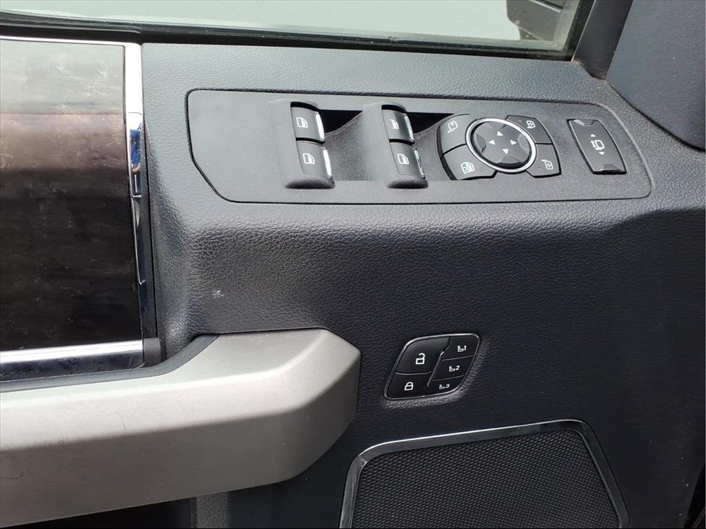 Used Car 2022 Ford F-250 Super Duty  Lariat For Sale Under $50,000 In Bastrop, Texas