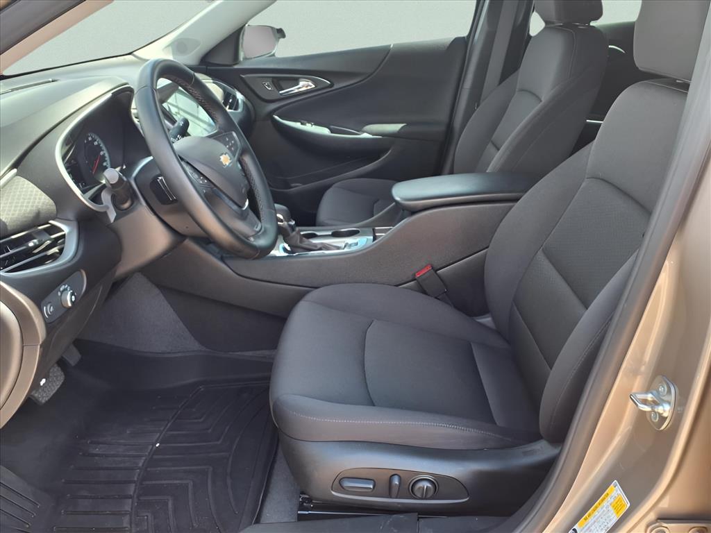 Used Car 2024 Chevrolet Malibu  Rs For Sale Under $25,000 In Bastrop, Texas