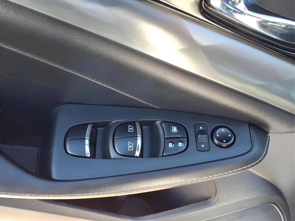 Used Car 2021 Nissan Maxima  Sv For Sale Under $25,000 In Bastrop, Texas