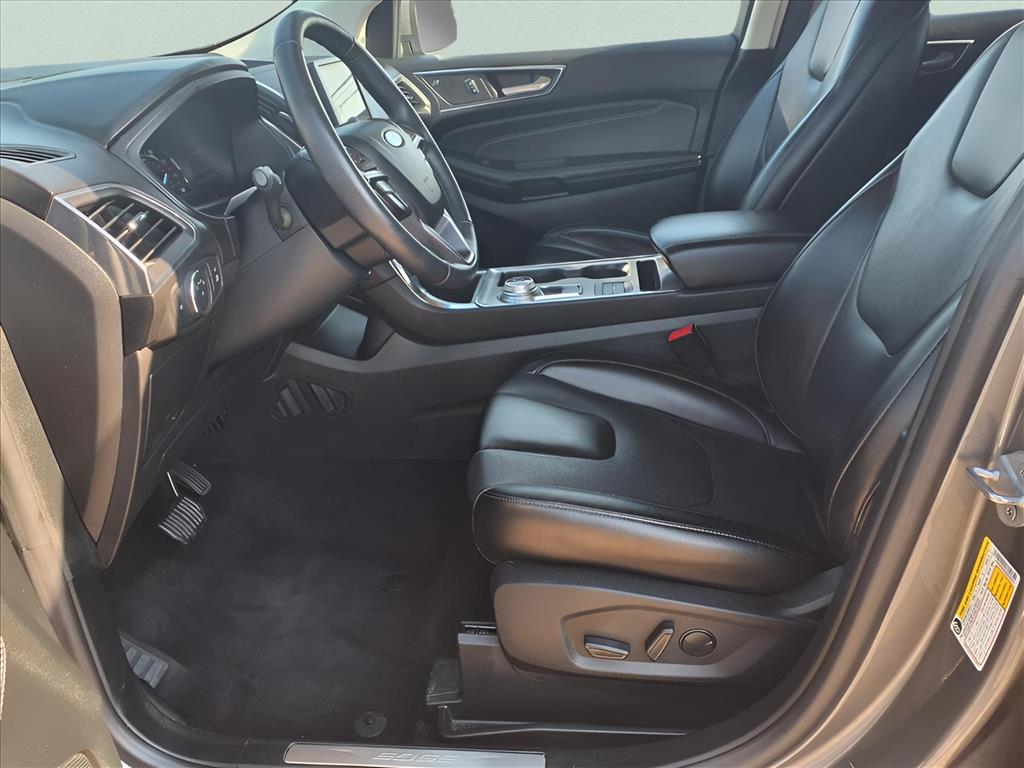Used Car 2022 Ford Edge  Titanium For Sale Under $25,000 In Bastrop, Texas
