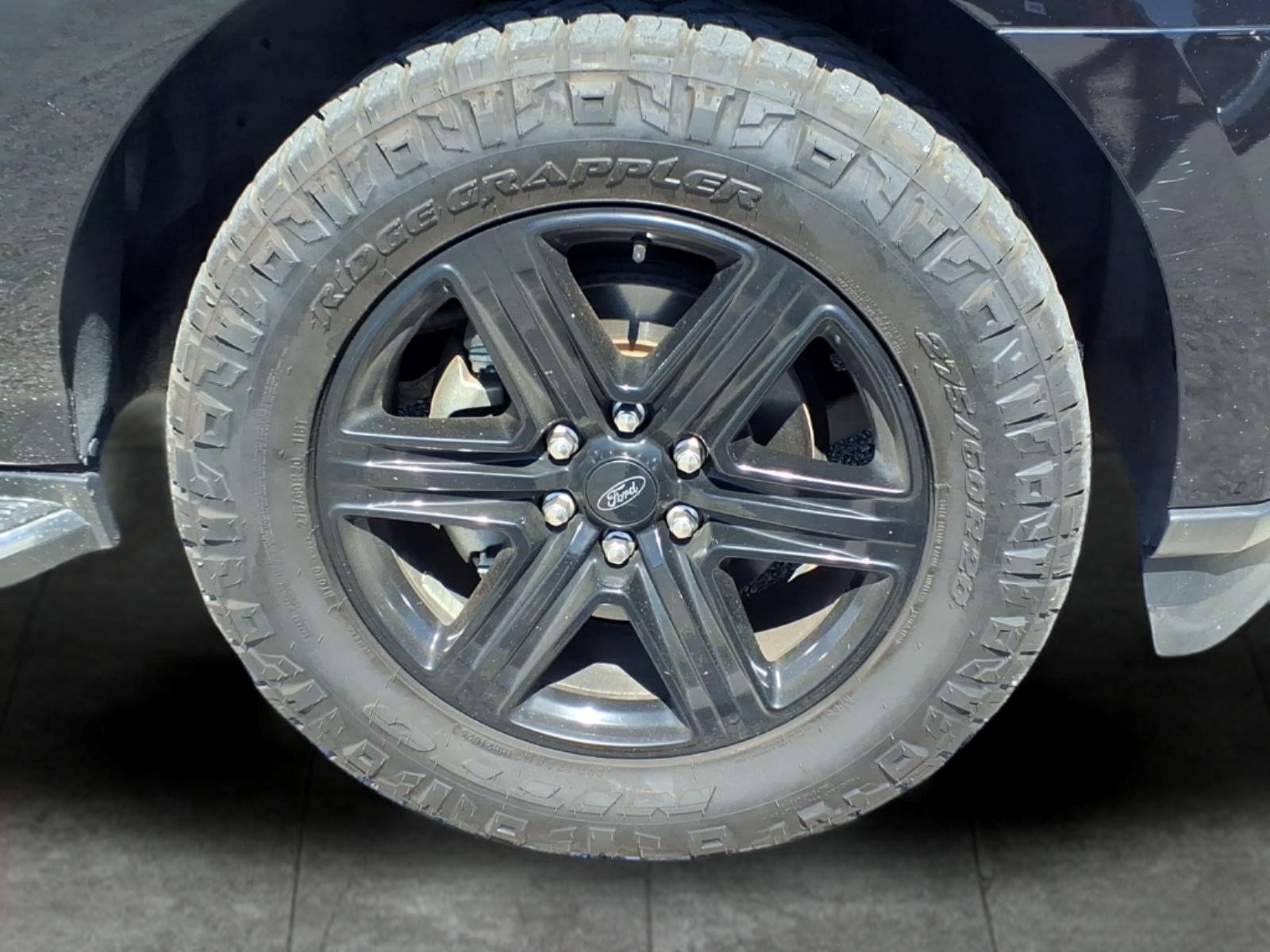 Used Car 2021 Ford Expedition Max  Xlt For Sale Under $35,000 In Bastrop, Texas