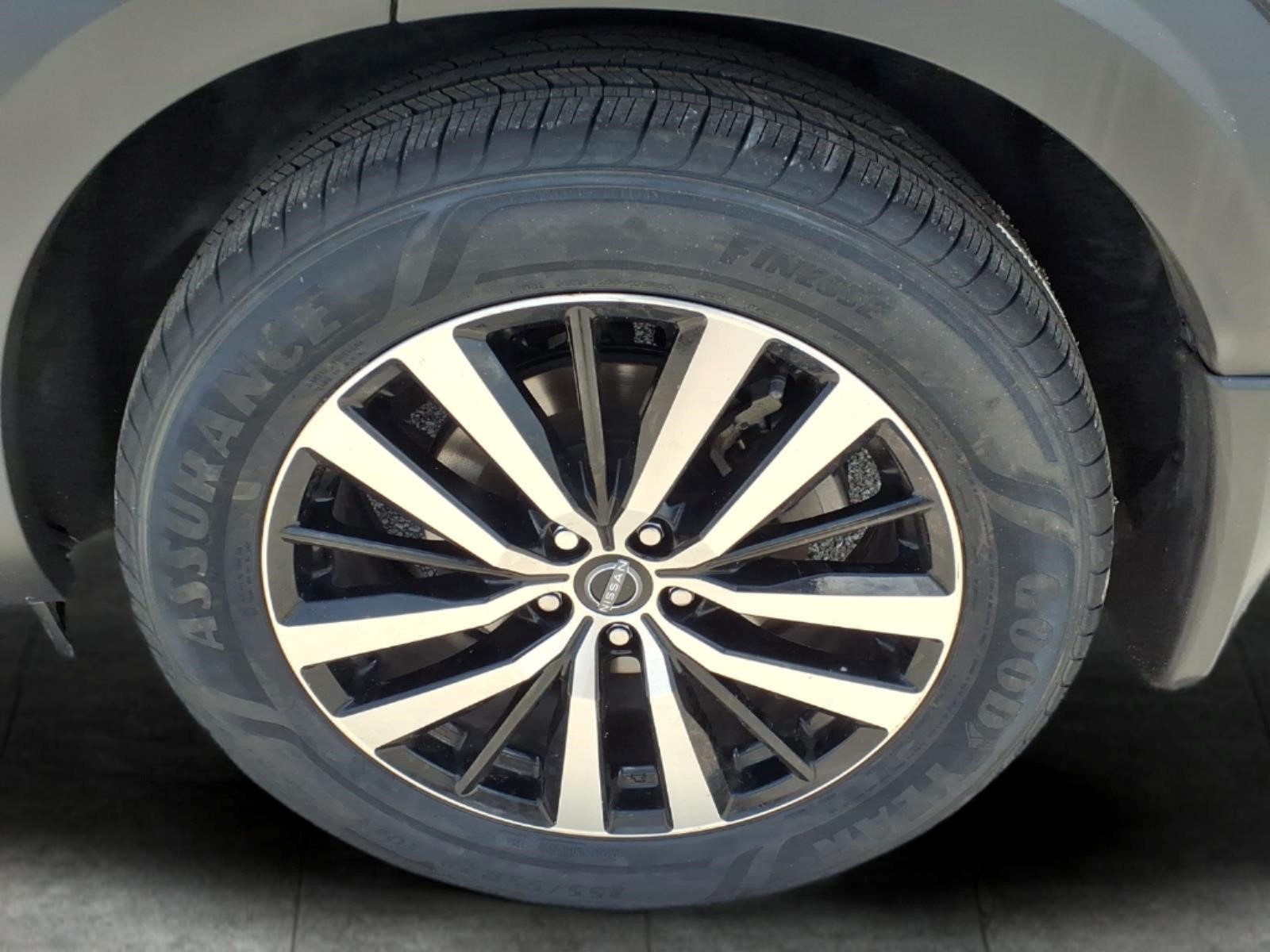Used Car 2024 Nissan Pathfinder  Platinum For Sale Under $40,000 In Bastrop, Texas