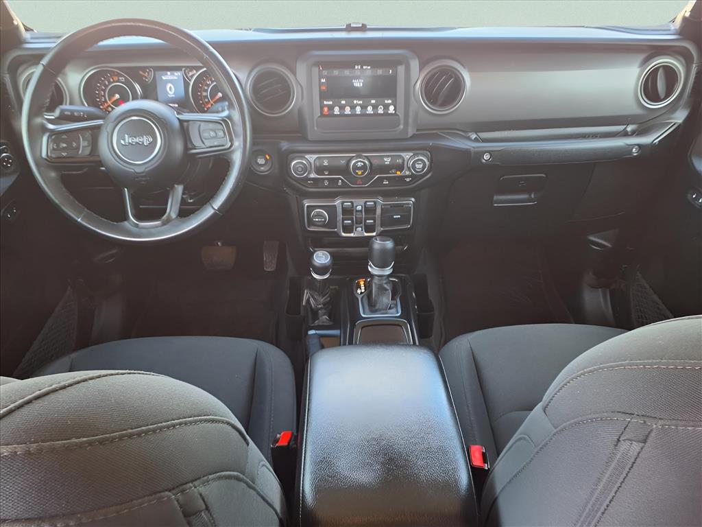 Used Car 2022 Jeep Gladiator  Willys For Sale Under $35,000 In Bastrop, Texas