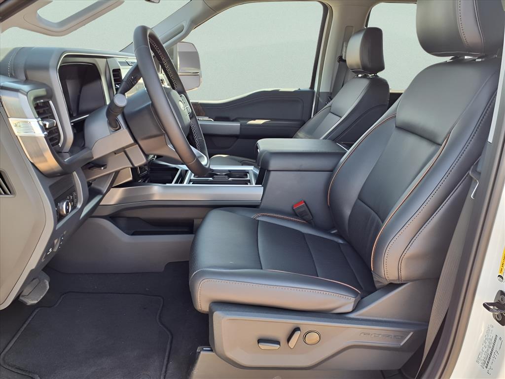 New Car 2025 Ford F-350 Super Duty  Lariat Drw For Sale Under $90,000 In Bastrop, Texas