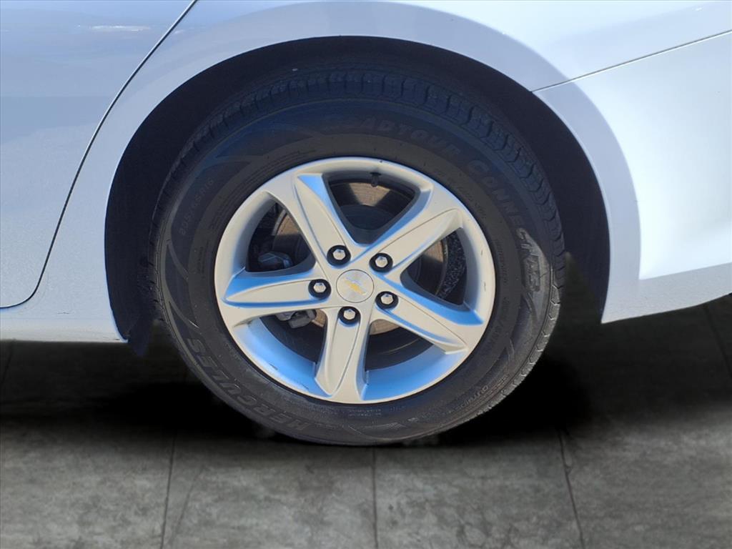 Used Car 2022 Chevrolet Malibu  Ls 1ls For Sale Under $20,000 In Bastrop, Texas