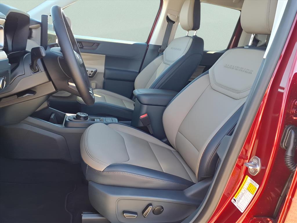 New Car 2025 Ford Maverick  Lariat For Sale Under $50,000 In Bastrop, Texas