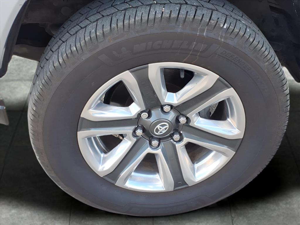 Used Car 2017 Toyota Tacoma  Limited V6 For Sale Under $20,000 In Bastrop, Texas