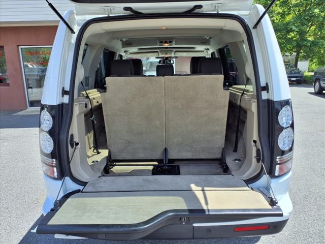 2016 Land Rover LR4 HSE LUX