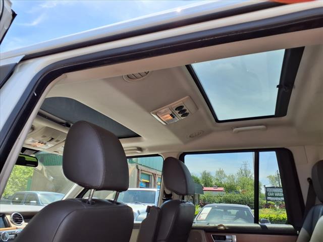 2016 Land Rover LR4 HSE LUX