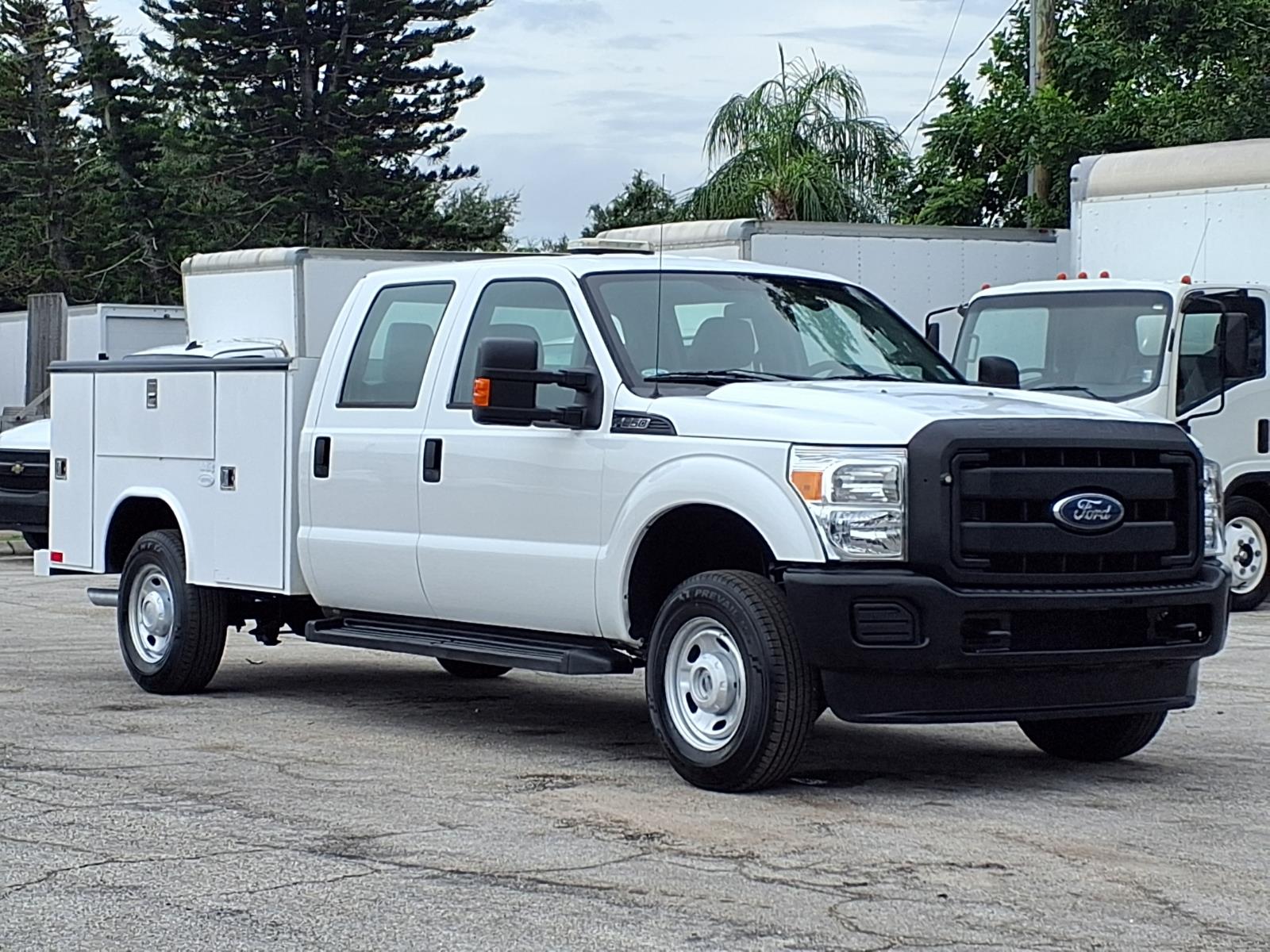 2015 Ford F-250 Super Duty Crew Cab 8' Utility Truck