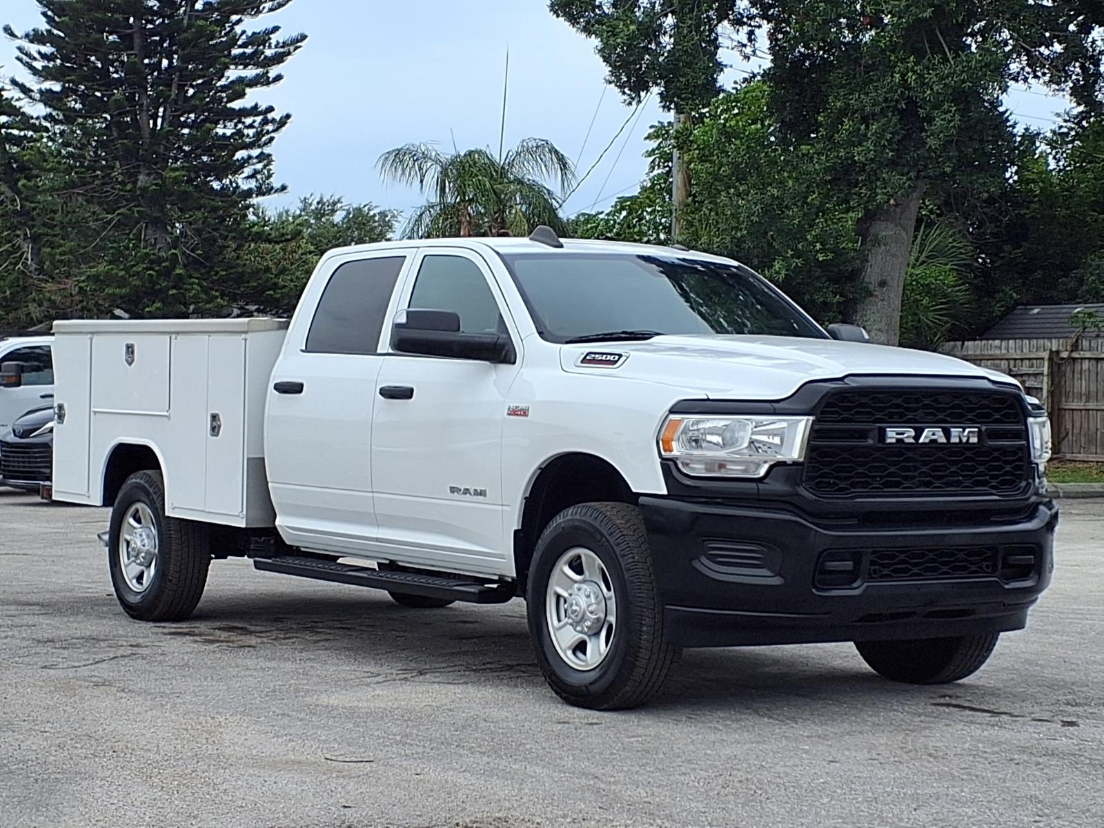 2022 Ram 2500 Crew Cab 8' Utility Truck