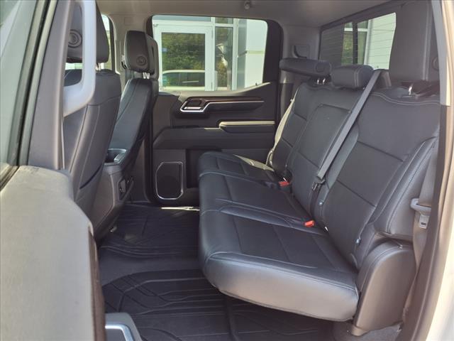2024 Chevrolet Silverado 1500 RST - Photo 10