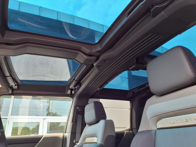 2025 GMC HUMMER EV 3X - Photo 10