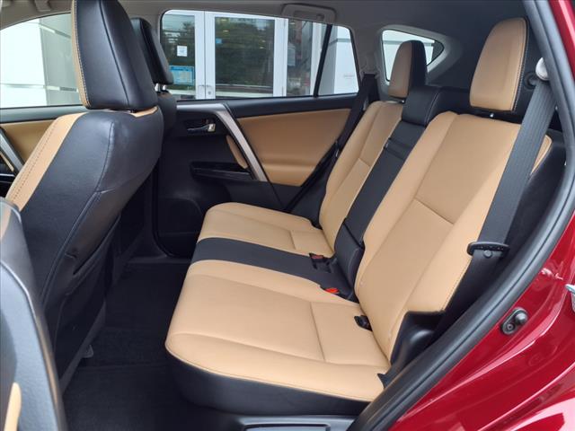 2018 Toyota RAV4 Hybrid Limited - Photo 10