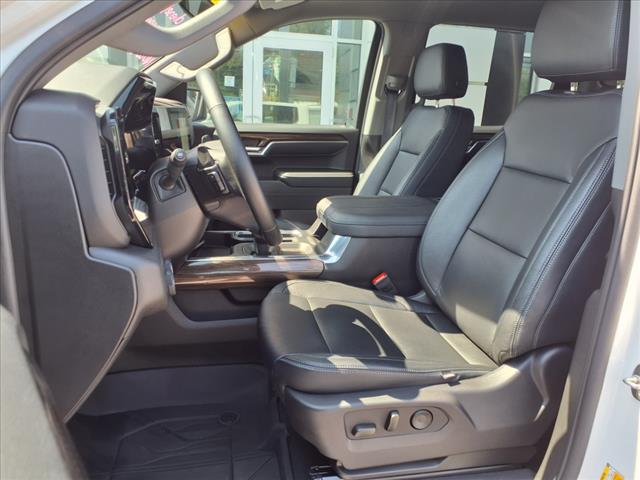 2024 Chevrolet Silverado 1500 RST - Photo 11