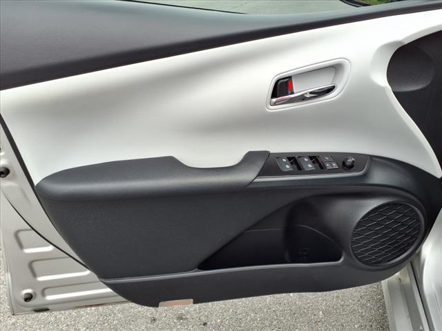 2017 Toyota Prius Four - Photo 14