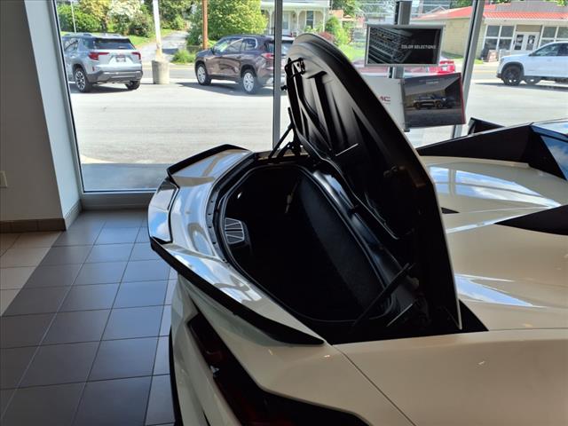 2024 Chevrolet Corvette 3LZ - Photo 18