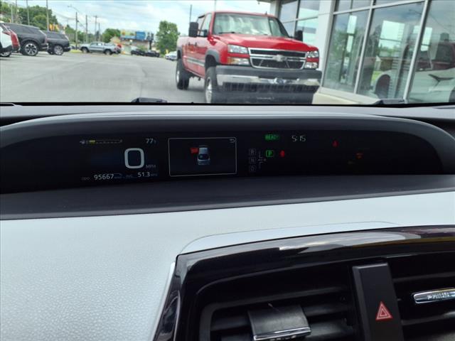 2017 Toyota Prius Four - Photo 18