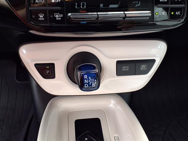 2017 Toyota Prius Four - Photo 20