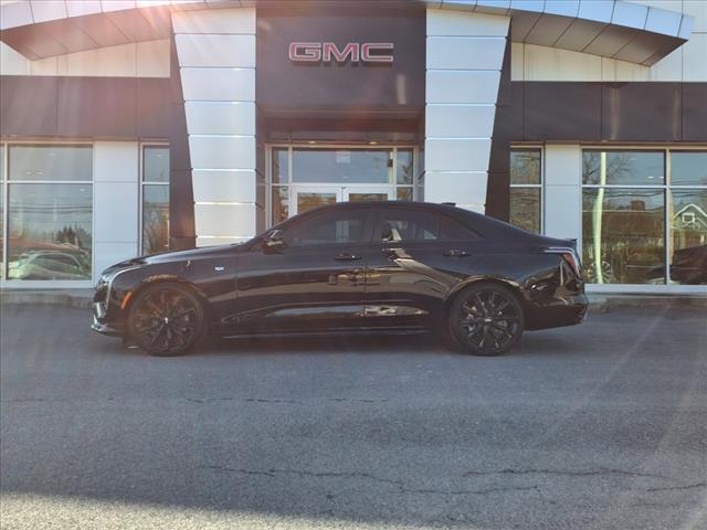 2022 Cadillac CT4 Sport - Photo 2