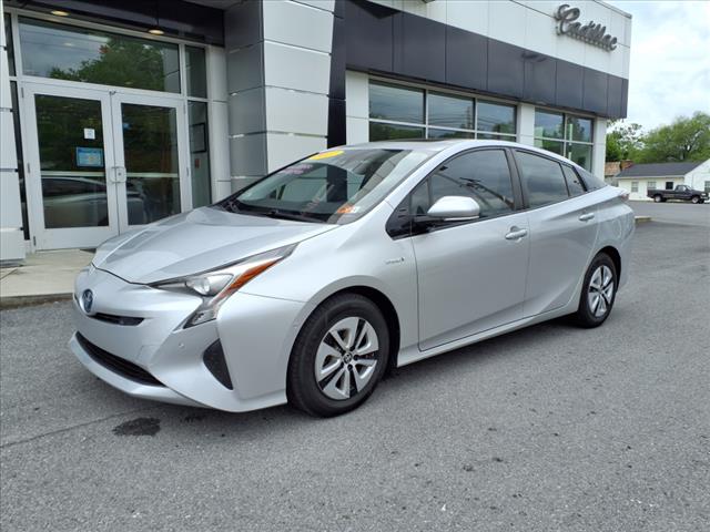 2017 Toyota Prius Four - Photo 2