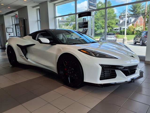 2024 Chevrolet Corvette 3LZ - Photo 3