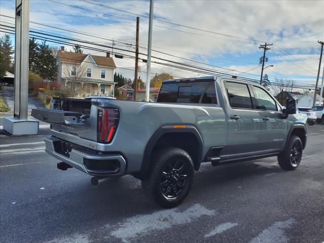2025 GMC Sierra 2500HD AT4 - Photo 4